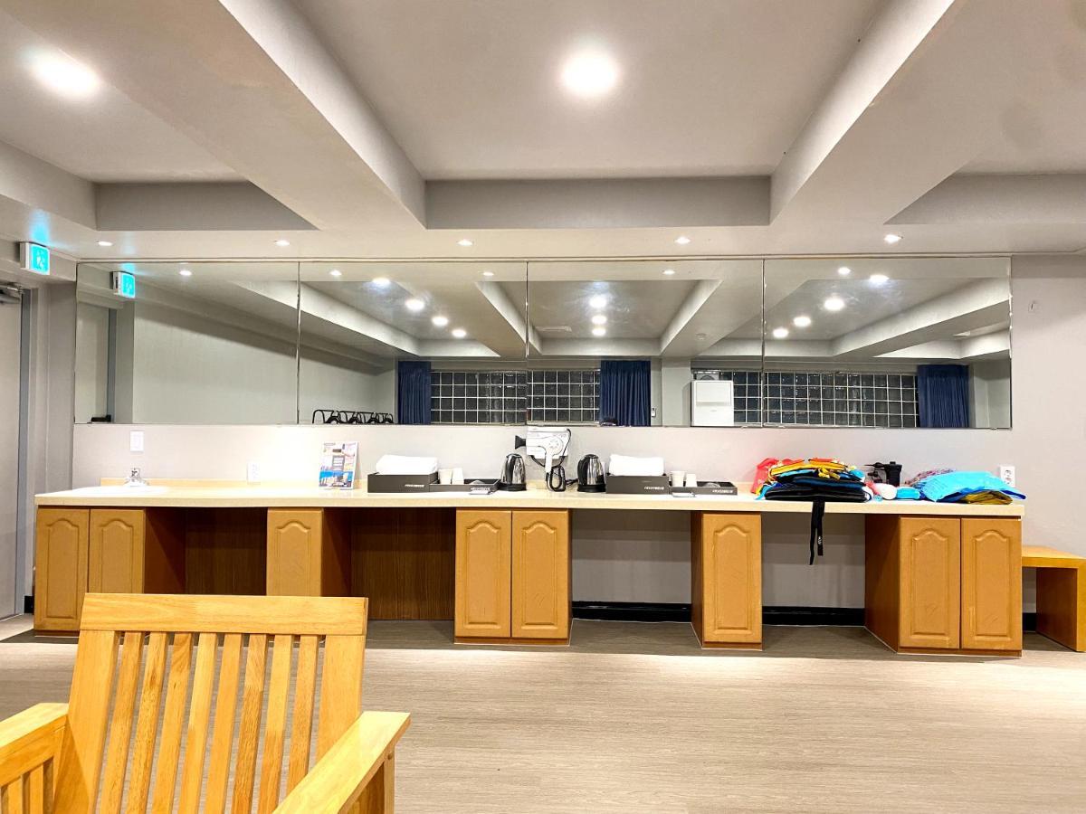 צ'ונג'ו Suanbo Hot Spring Healing Hotel מראה חיצוני תמונה