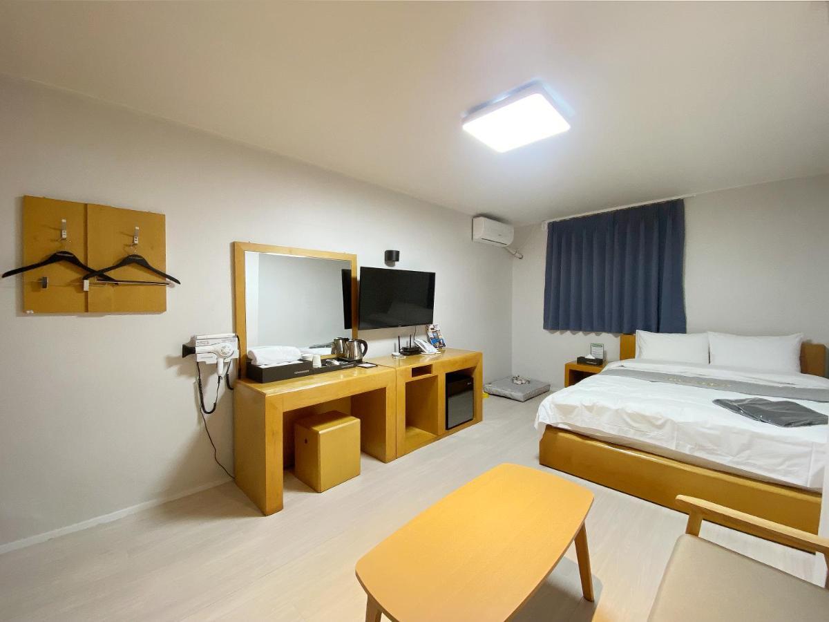 צ'ונג'ו Suanbo Hot Spring Healing Hotel מראה חיצוני תמונה