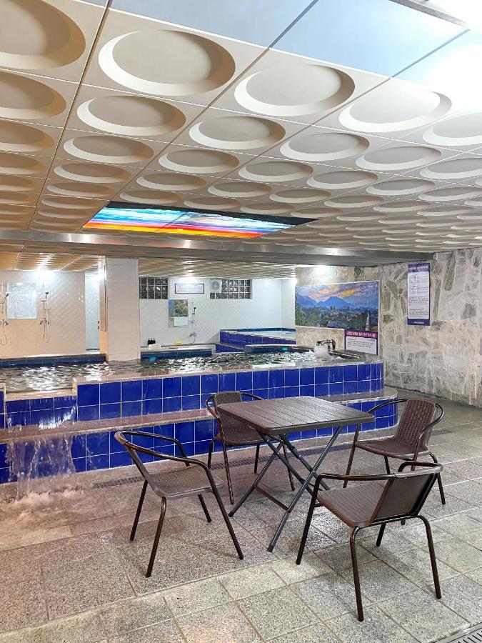 צ'ונג'ו Suanbo Hot Spring Healing Hotel מראה חיצוני תמונה