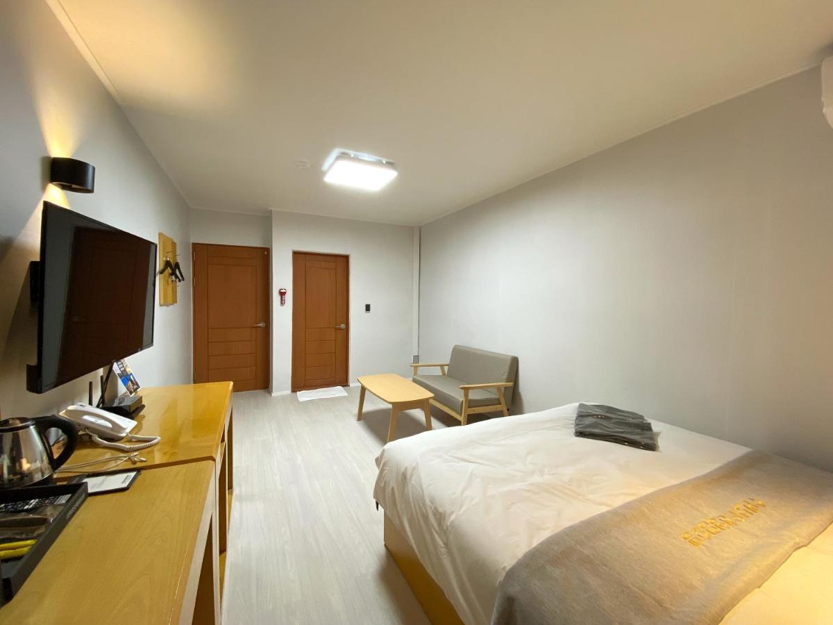 צ'ונג'ו Suanbo Hot Spring Healing Hotel מראה חיצוני תמונה