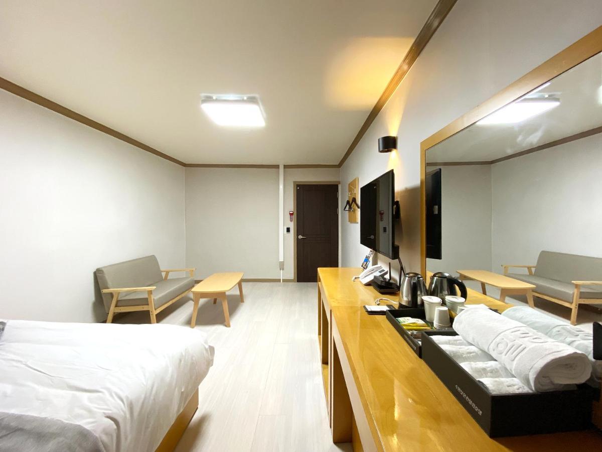 צ'ונג'ו Suanbo Hot Spring Healing Hotel מראה חיצוני תמונה