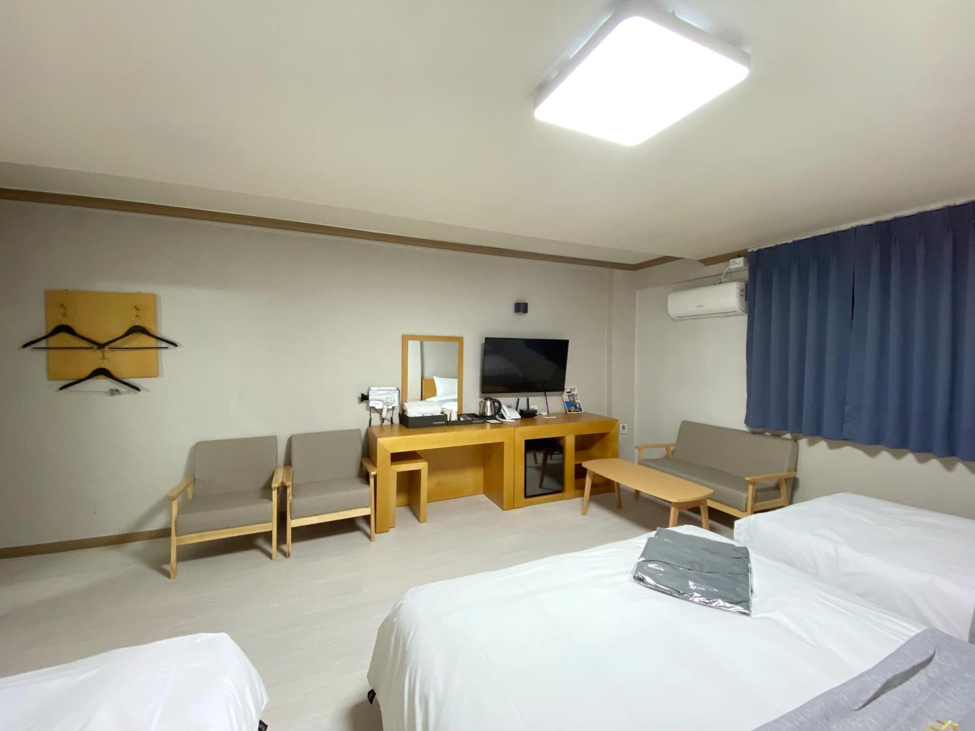 צ'ונג'ו Suanbo Hot Spring Healing Hotel מראה חיצוני תמונה
