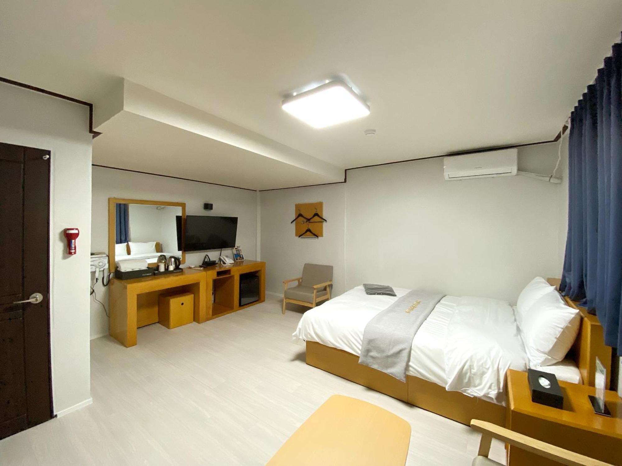 צ'ונג'ו Suanbo Hot Spring Healing Hotel מראה חיצוני תמונה